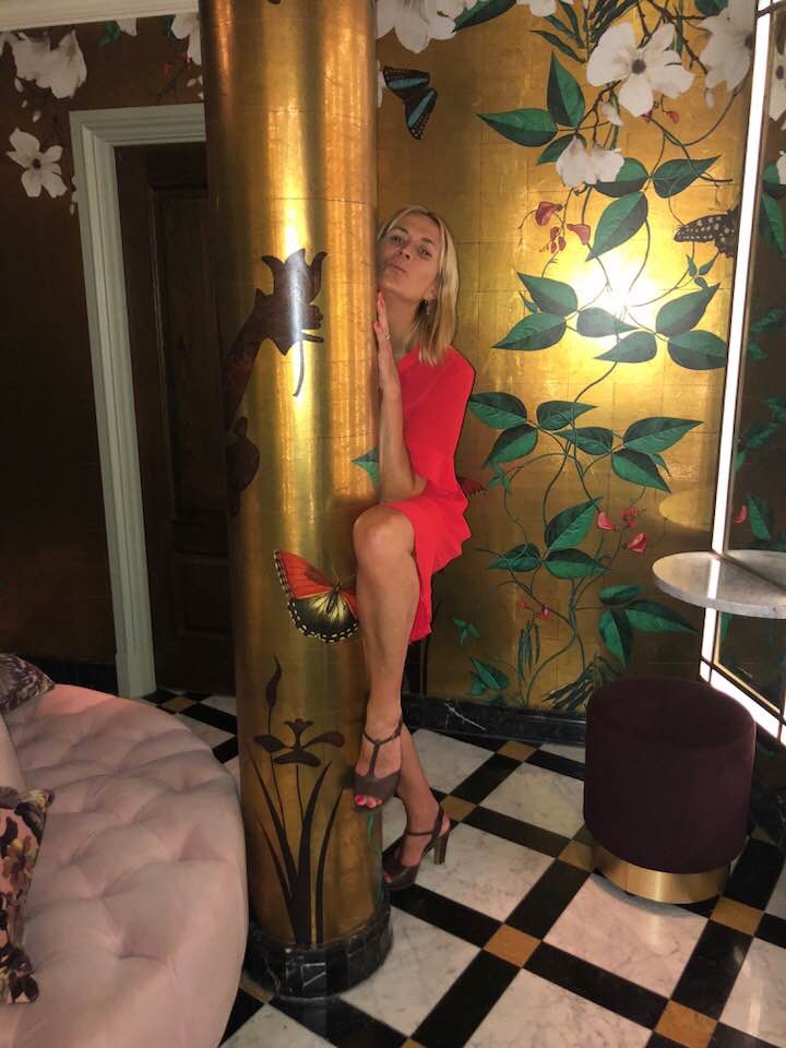 Flying back to see you this morning honey. As our new friend at the hospital said to Naomi “your Mum’s been sailing for a long time now; she needs to turn around and come back to shore”. More prosaically, it’s the weekend and I want my appropriately outrageous soulmate back. Xxx