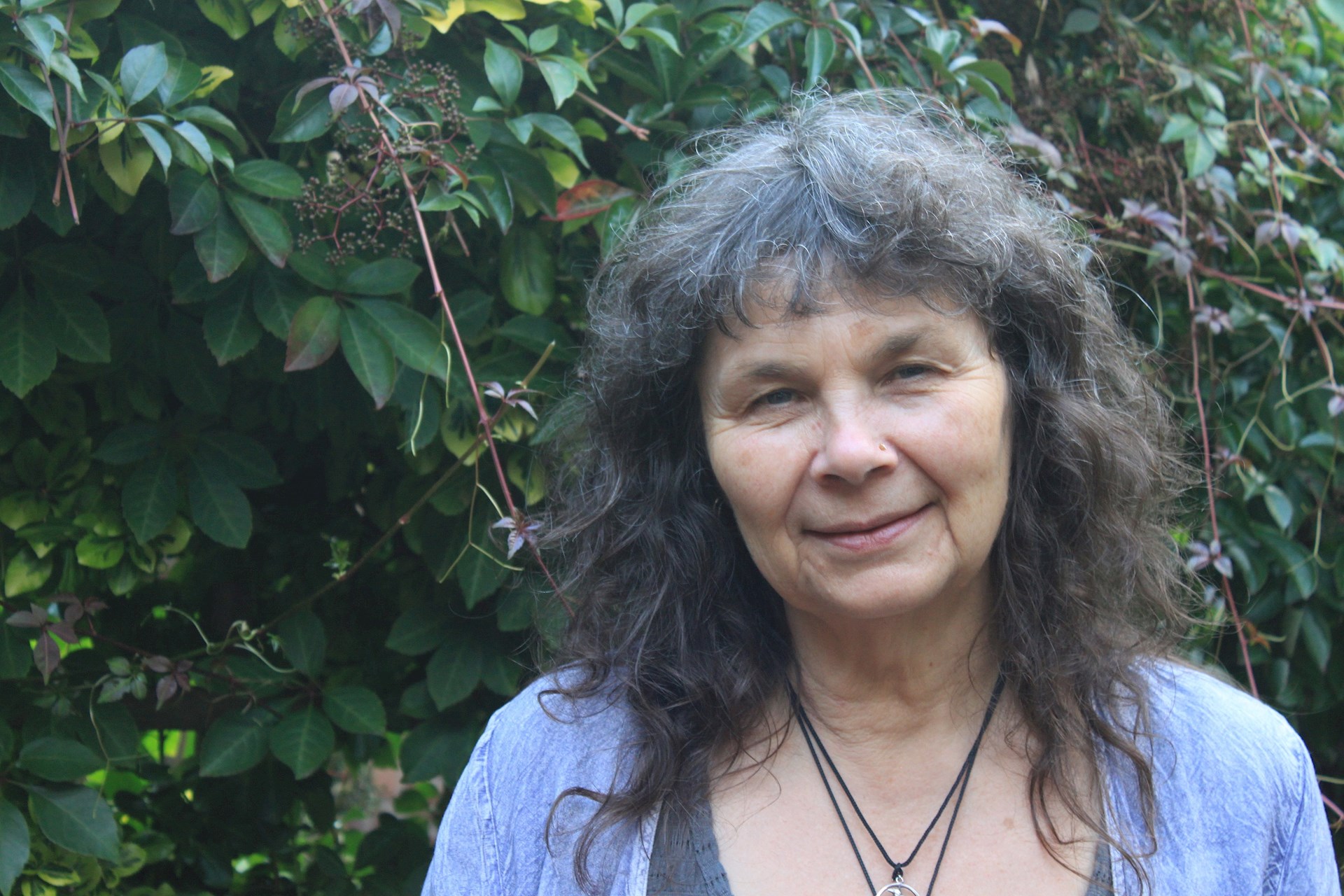 Hi Neil, this is sent with all our love and big hugs from Sheila, Jessie and Amy. You're in our hearts xx