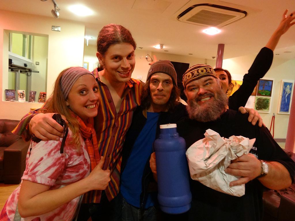 Hey Neil, take your time and heal... just don't be leaving it too long, you're much loved and missed.  Just had to include this silly shot of us at the YMCA 8 years back, let's have more times likes these please!  Big big love from us xx