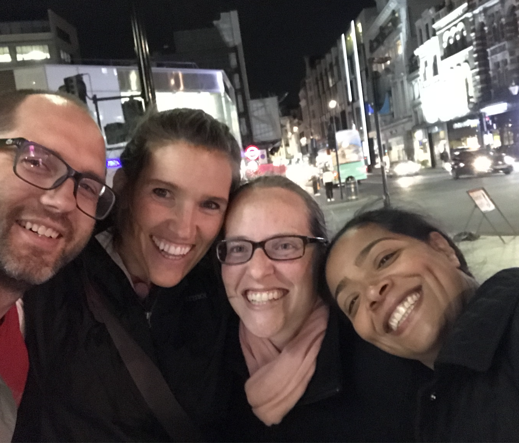 Carolyn!  I just keep thinking about you and how fun it is to laugh with you about ridiculous things, decide on our favorite foods & clothes & songs, and debrief  the deeper matters of life pretty much simultaneously.  Keep fighting sister!  I love you !  - Les. 